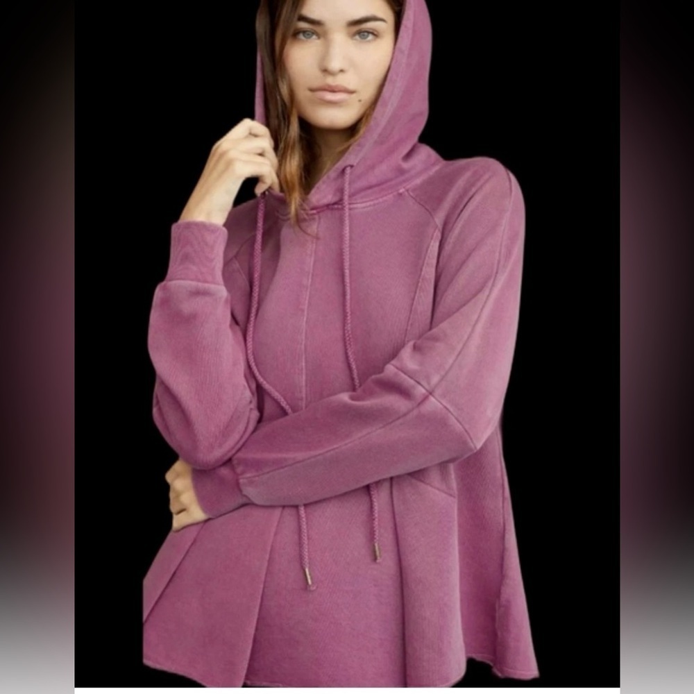 Anthropologie Pilcro Flynn Hoodie Purple Pleated Pullover Sweatshirt Top SZ M